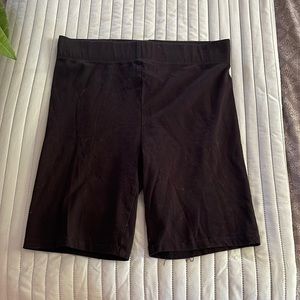 Good stretchy material.